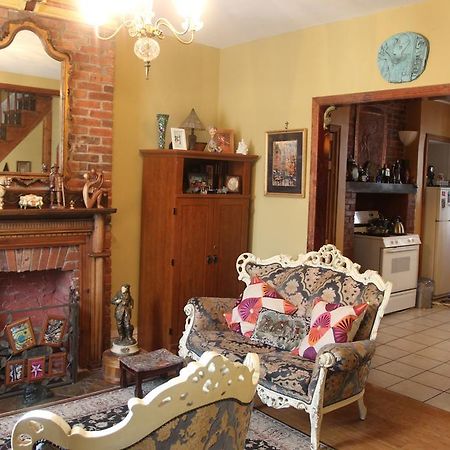 New York Homestay Newark Bagian luar foto
